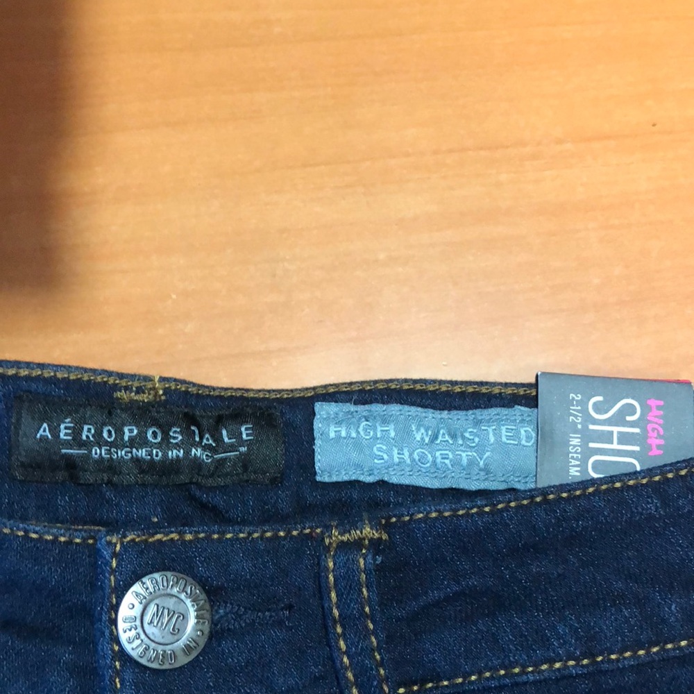 Shorts - Picture 2 of 4